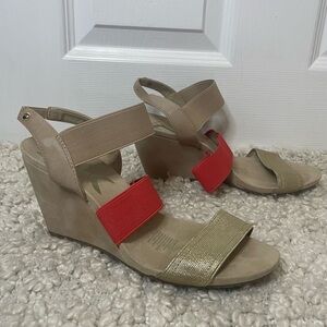 ANNE Klein Sport Strappy Wedge Sandals 8.5 EUC